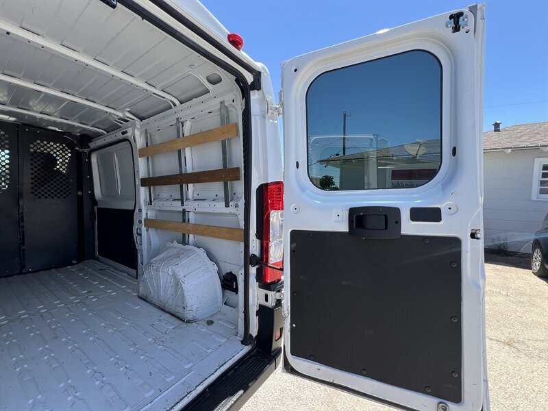 2023 Dodge Commercia ProMaster 2500 136 WB   - Photo 15 - Lewisville, TX 75057