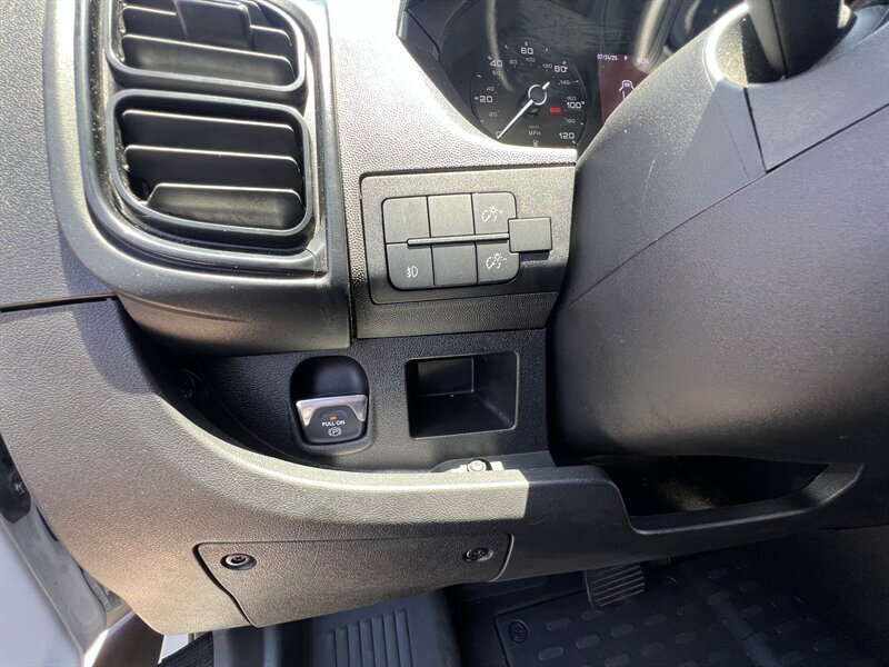 2023 Dodge Commercia ProMaster 2500 136 WB   - Photo 13 - Lewisville, TX 75057