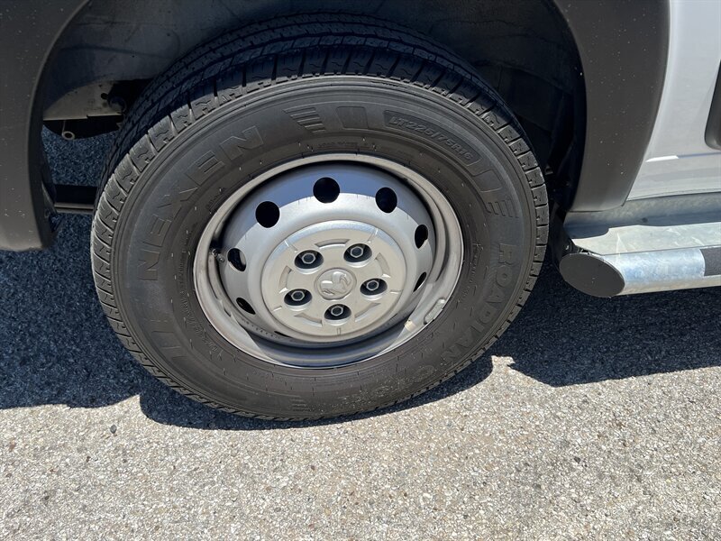 2023 Dodge Commercia ProMaster 2500 136 WB   - Photo 19 - Lewisville, TX 75057