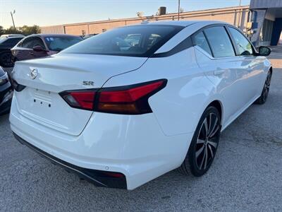 2021 Nissan Altima 2.5 SR   - Photo 6 - Lewisville, TX 75057