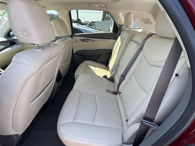 2018 Cadillac XT5 Luxury   - Photo 7 - Lewisville, TX 75057