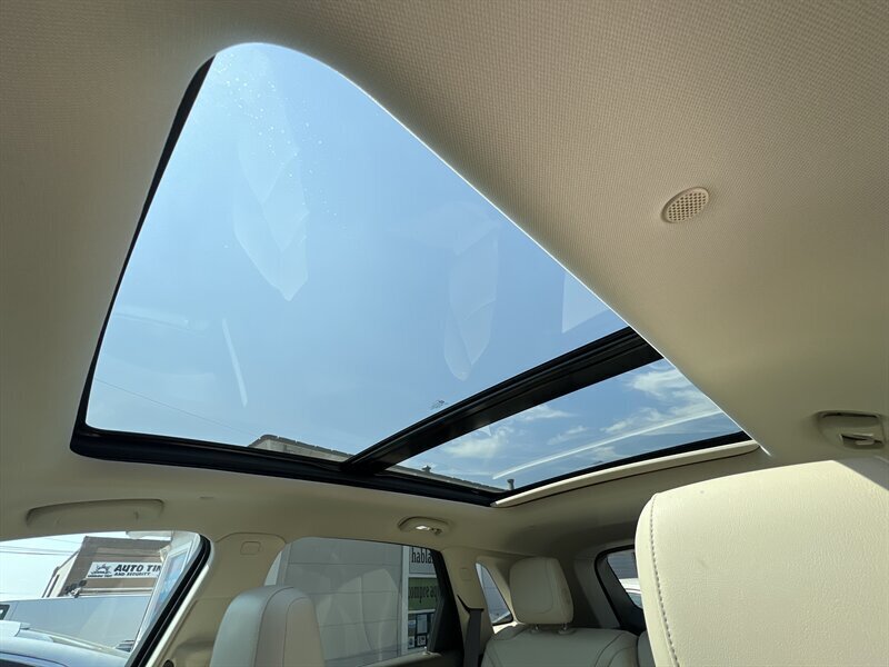 2018 Cadillac XT5 Luxury   - Photo 21 - Lewisville, TX 75057