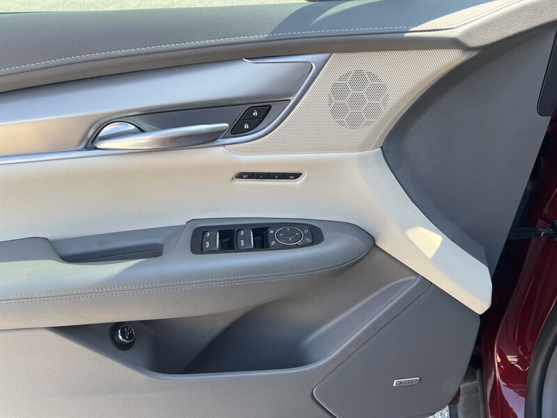 2018 Cadillac XT5 Luxury   - Photo 12 - Lewisville, TX 75057