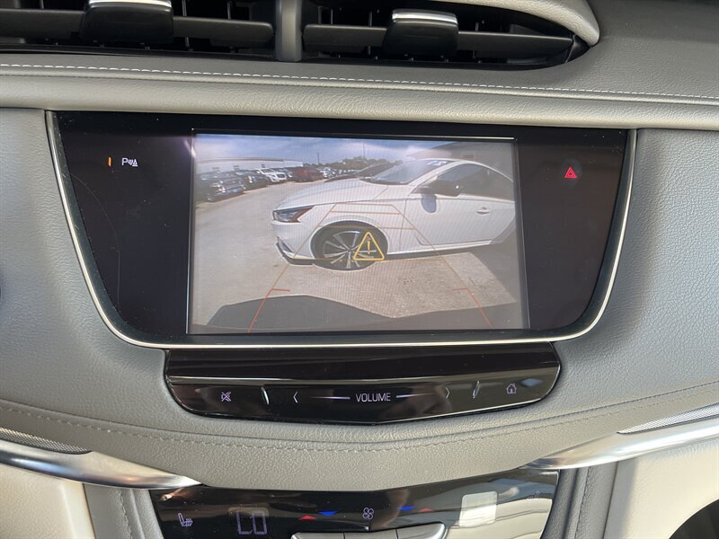 2018 Cadillac XT5 Luxury   - Photo 18 - Lewisville, TX 75057