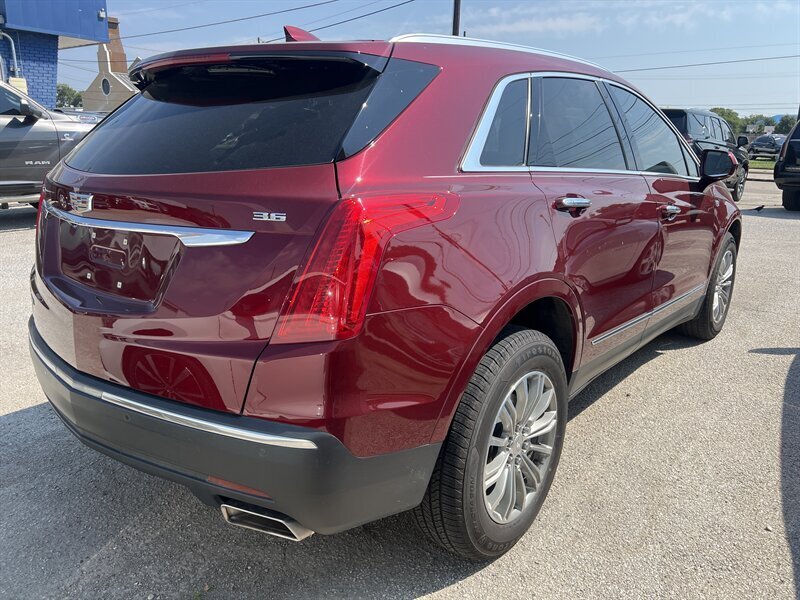 2018 Cadillac XT5 Luxury   - Photo 4 - Lewisville, TX 75057