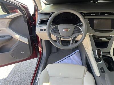 2018 Cadillac XT5 Luxury   - Photo 11 - Lewisville, TX 75057