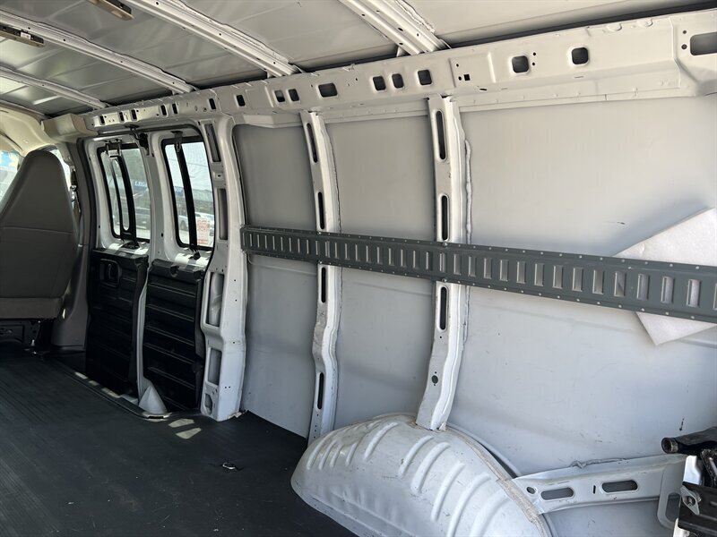 2021 Chevrolet Express 2500   - Photo 11 - Lewisville, TX 75057