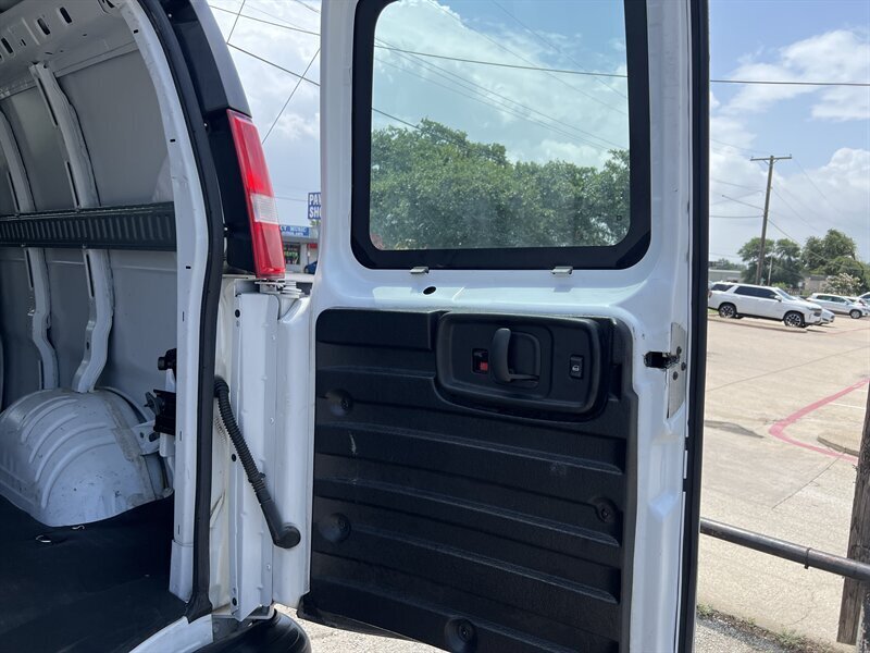 2021 Chevrolet Express 2500   - Photo 8 - Lewisville, TX 75057