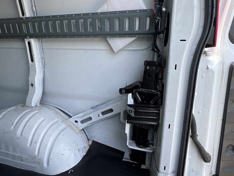 2021 Chevrolet Express 2500   - Photo 9 - Lewisville, TX 75057