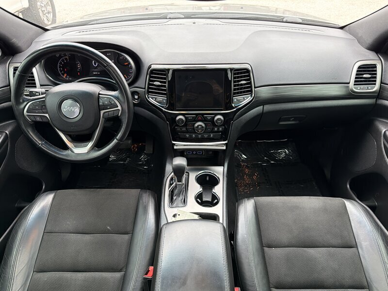 2020 Jeep Grand Cherokee Altitude   - Photo 10 - Lewisville, TX 75057