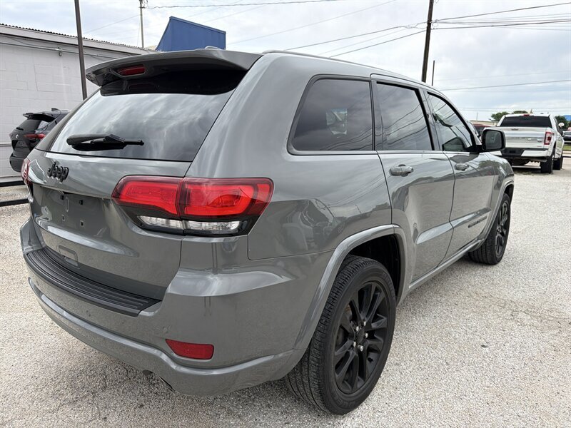 2020 Jeep Grand Cherokee Altitude   - Photo 4 - Lewisville, TX 75057