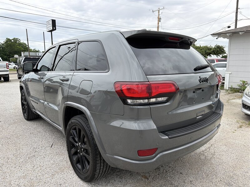 2020 Jeep Grand Cherokee Altitude   - Photo 3 - Lewisville, TX 75057