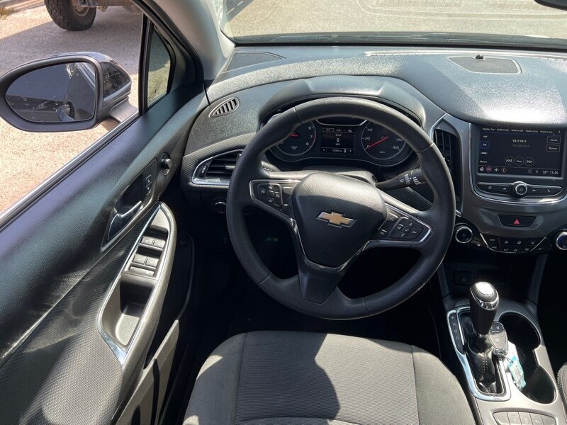 2019 Chevrolet Cruze LT   - Photo 15 - Lewisville, TX 75057