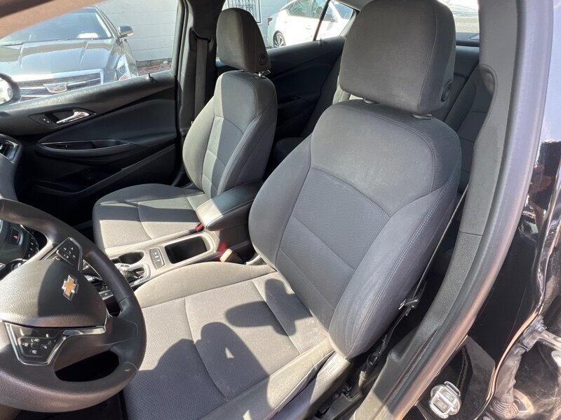 2019 Chevrolet Cruze LT   - Photo 20 - Lewisville, TX 75057