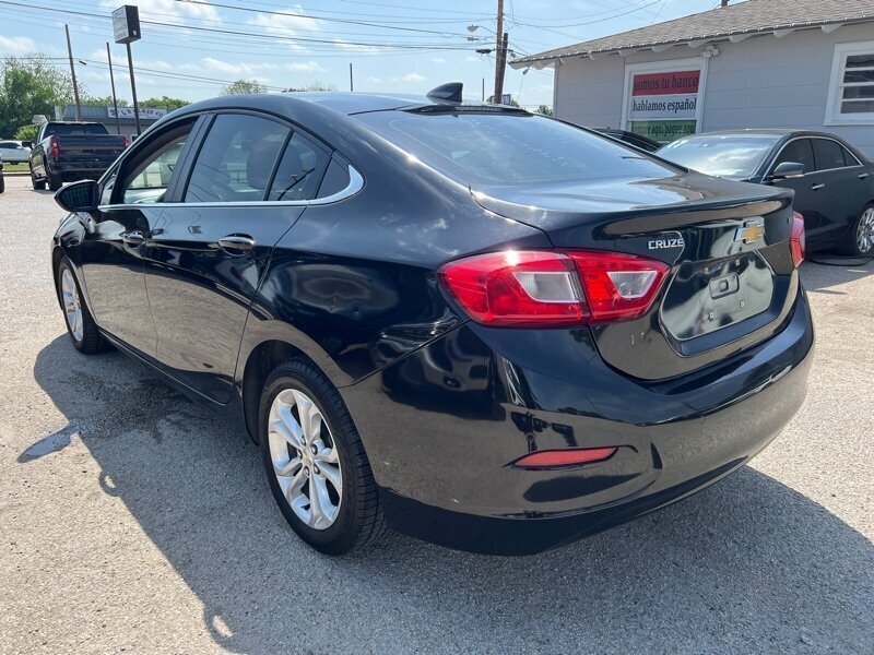 2019 Chevrolet Cruze LT   - Photo 3 - Lewisville, TX 75057