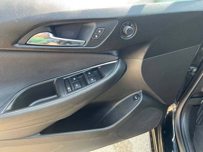 2019 Chevrolet Cruze LT   - Photo 18 - Lewisville, TX 75057