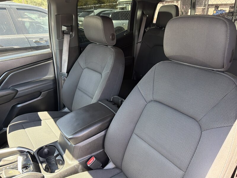 2024 Chevrolet Colorado LT   - Photo 5 - Lewisville, TX 75057
