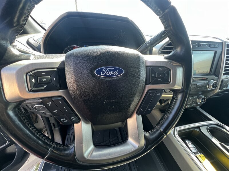 2019 Ford F-250 Platinum   - Photo 22 - Lewisville, TX 75057