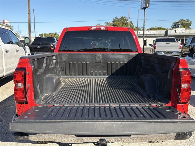 2019 Chevrolet Silverado 1500 LD LT   - Photo 7 - Lewisville, TX 75057
