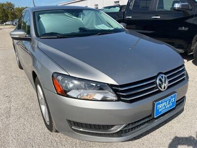 2014 Volkswagen Passat 1.8T SE Sedan