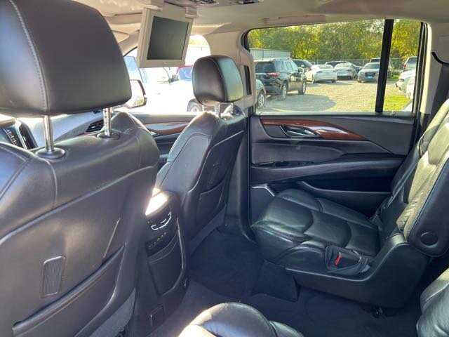 2018 Cadillac Escalade ESV Premium Luxury photo