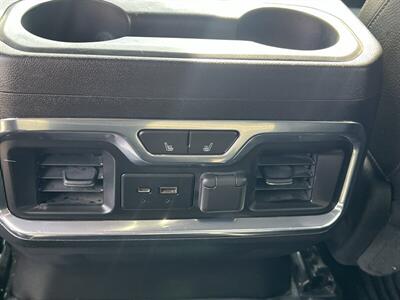 2020 GMC Sierra 2500 Denali   - Photo 12 - Lewisville, TX 75057