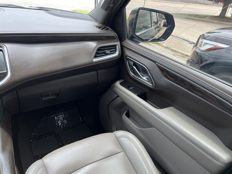 2022 Chevrolet Tahoe LT   - Photo 16 - Lewisville, TX 75057