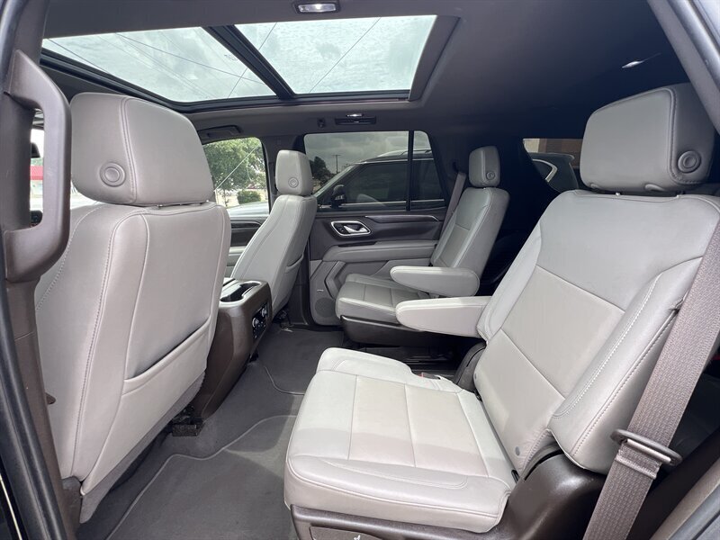 2022 Chevrolet Tahoe LT   - Photo 12 - Lewisville, TX 75057