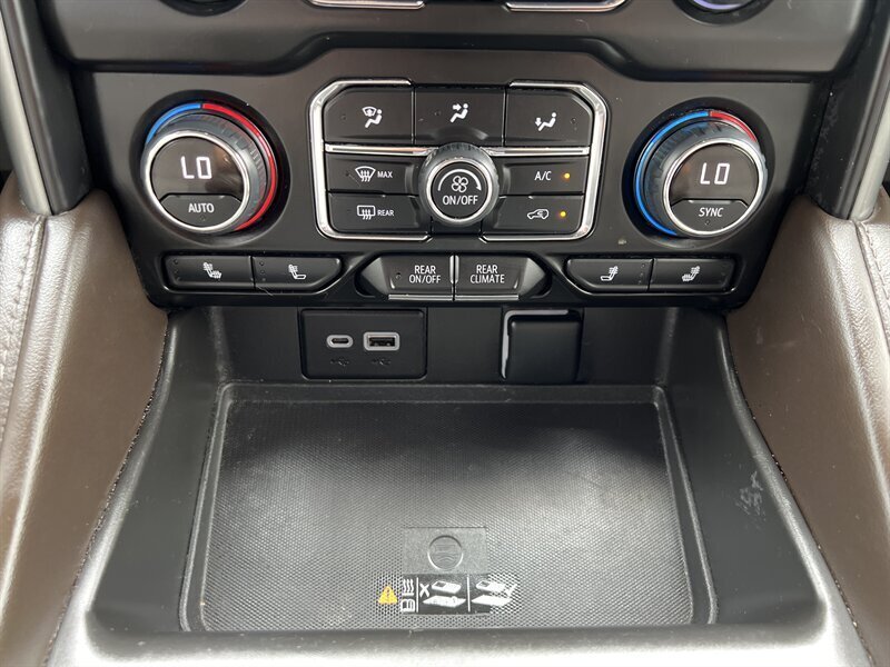 2022 Chevrolet Tahoe LT   - Photo 22 - Lewisville, TX 75057
