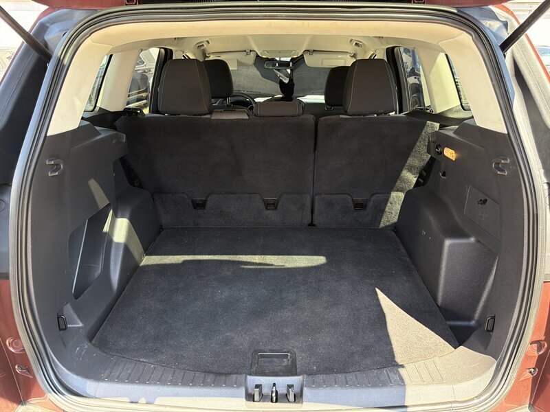2018 Ford Escape SE   - Photo 8 - Lewisville, TX 75057