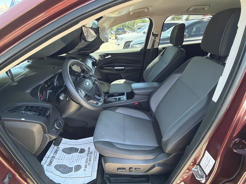 2018 Ford Escape SE   - Photo 13 - Lewisville, TX 75057