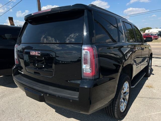 2017 GMC Yukon SLT   - Photo 4 - Lewisville, TX 75057
