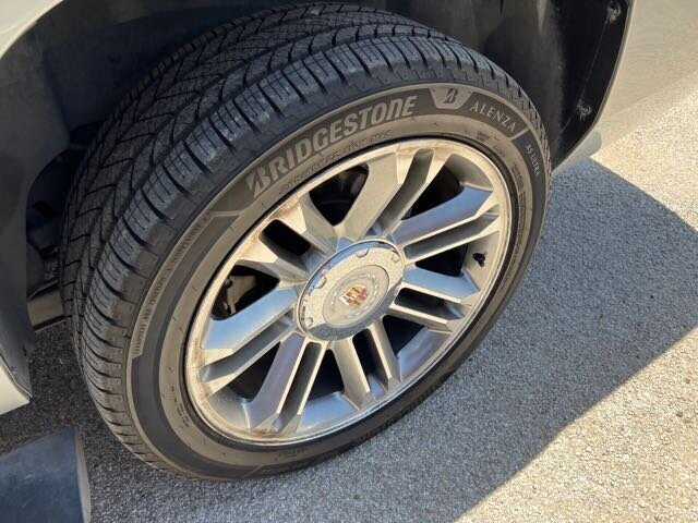 2014 Cadillac Escalade ESV Premium   - Photo 31 - Lewisville, TX 75057