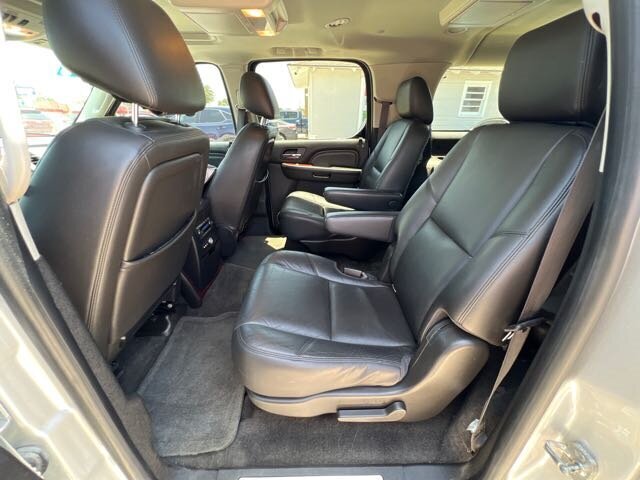 2014 Cadillac Escalade ESV Premium   - Photo 11 - Lewisville, TX 75057