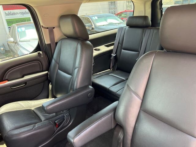 2014 Cadillac Escalade ESV Premium   - Photo 12 - Lewisville, TX 75057