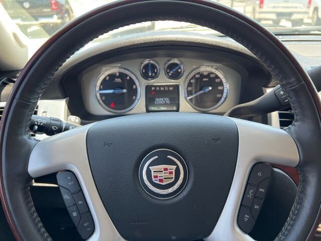 2014 Cadillac Escalade ESV Premium   - Photo 29 - Lewisville, TX 75057