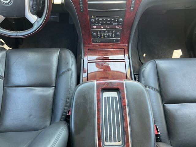 2014 Cadillac Escalade ESV Premium   - Photo 19 - Lewisville, TX 75057