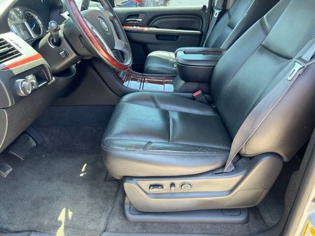 2014 Cadillac Escalade ESV Premium   - Photo 25 - Lewisville, TX 75057