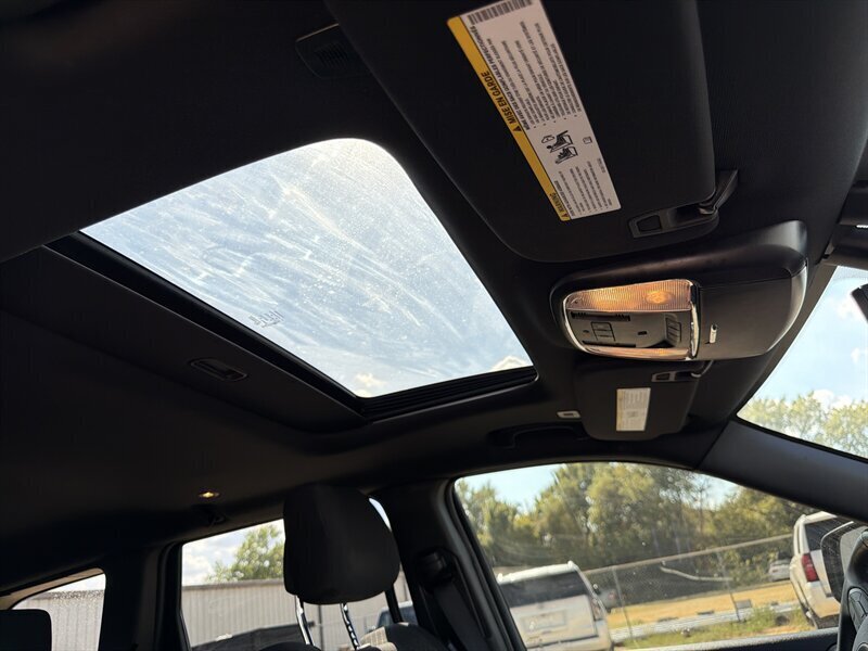 2018 Jeep Grand Cherokee Upland   - Photo 9 - Lewisville, TX 75057