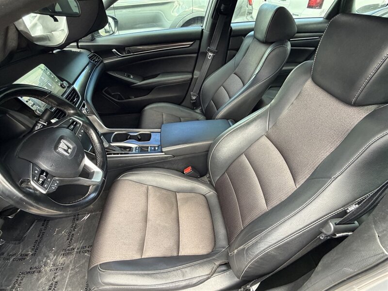 2020 Honda Accord Sport   - Photo 5 - Lewisville, TX 75057