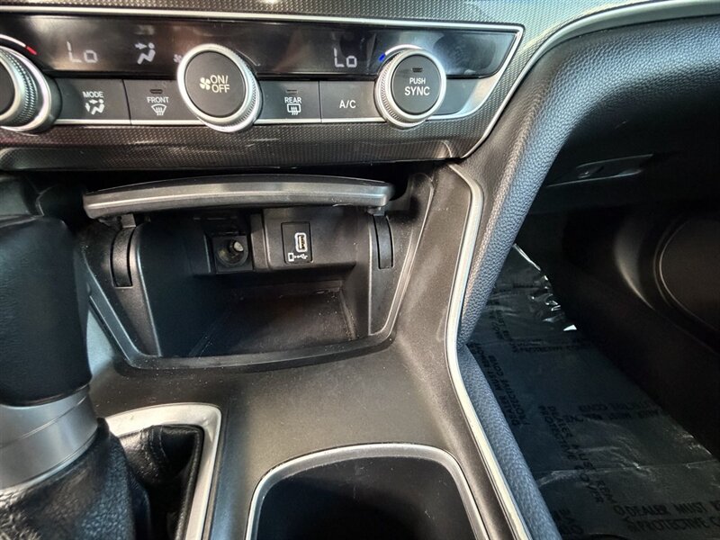 2020 Honda Accord Sport   - Photo 2 - Lewisville, TX 75057
