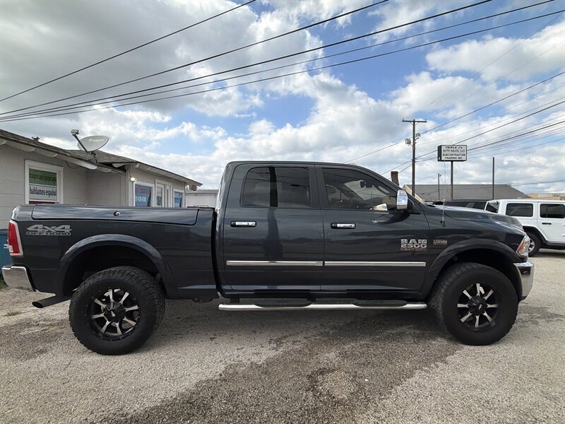 2018 RAM 2500 Laramie   - Photo 5 - Lewisville, TX 75057
