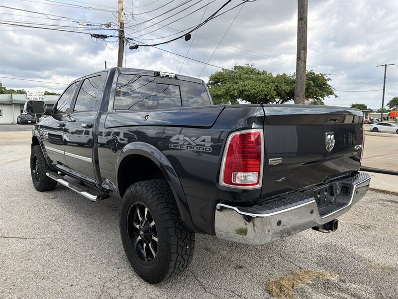 2018 RAM 2500 Laramie   - Photo 3 - Lewisville, TX 75057