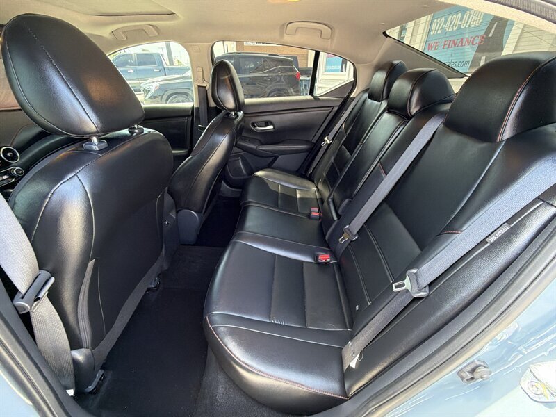 2024 Nissan Sentra SR   - Photo 9 - Lewisville, TX 75057