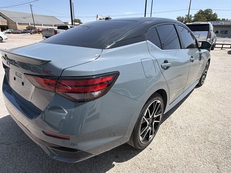 2024 Nissan Sentra SR   - Photo 4 - Lewisville, TX 75057