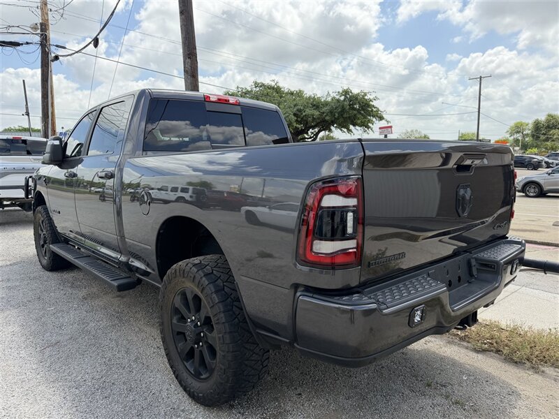2023 RAM 2500 Big Horn   - Photo 4 - Lewisville, TX 75057