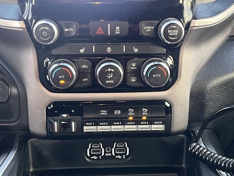 2023 RAM 2500 Big Horn   - Photo 17 - Lewisville, TX 75057