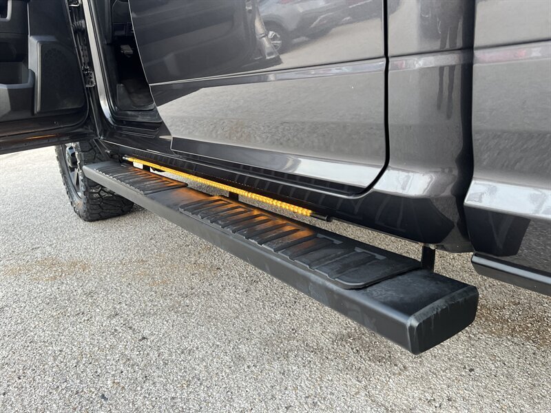 2023 RAM 2500 Big Horn   - Photo 39 - Lewisville, TX 75057