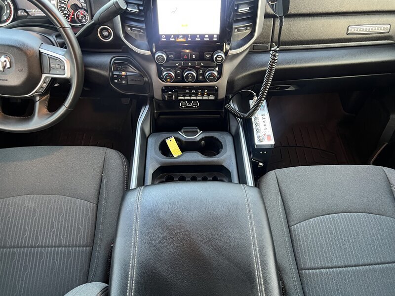 2023 RAM 2500 Big Horn   - Photo 13 - Lewisville, TX 75057