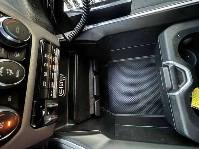 2023 RAM 2500 Big Horn   - Photo 31 - Lewisville, TX 75057